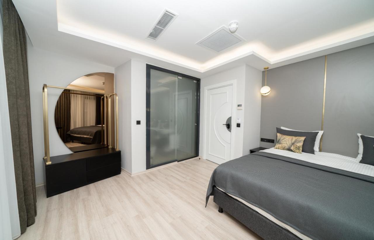 Fama Karakoey Istanbul