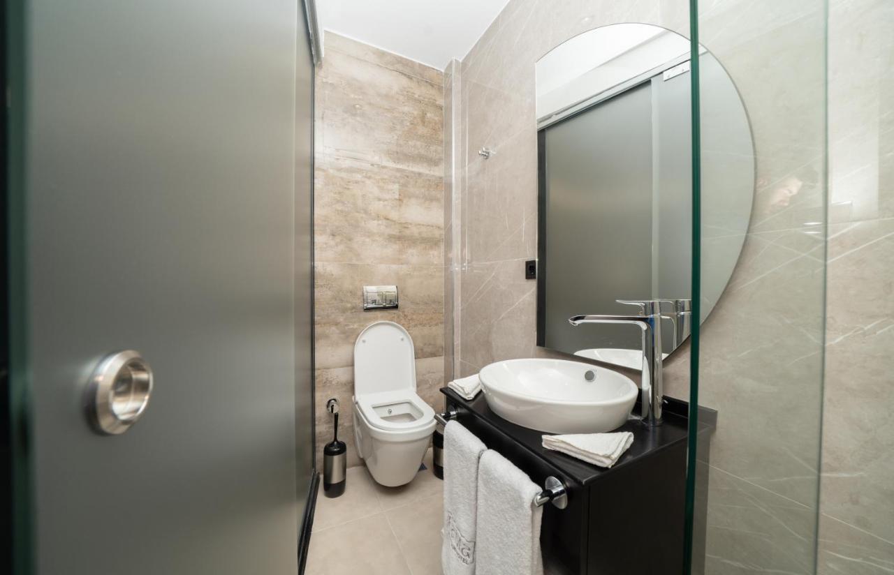 Fama Karakoey Hotel 4*