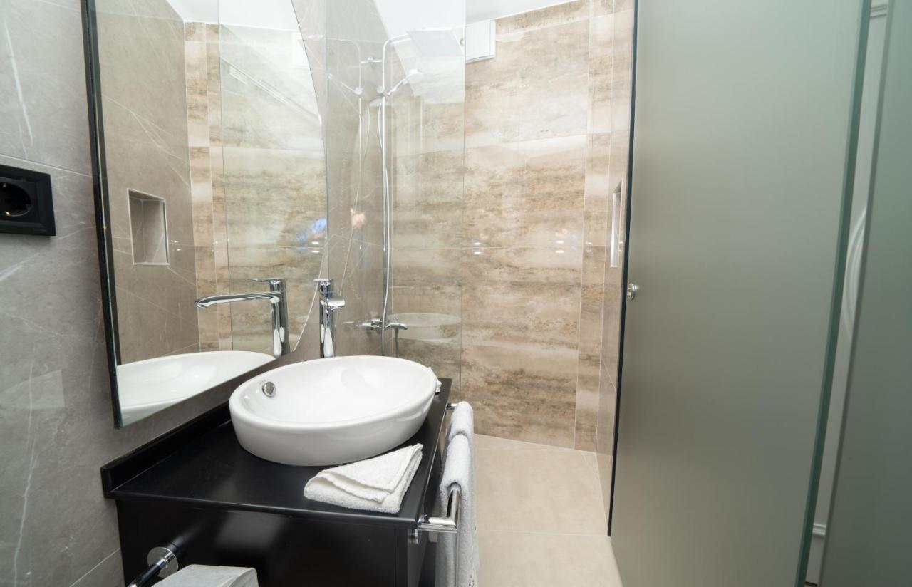 Fama Karakoey 4*