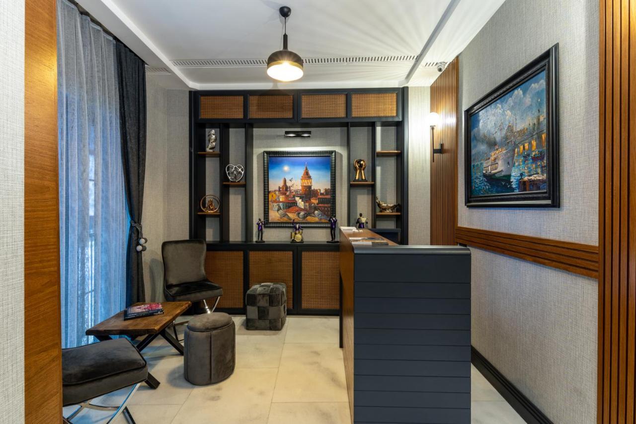 Sala Hotel 2*