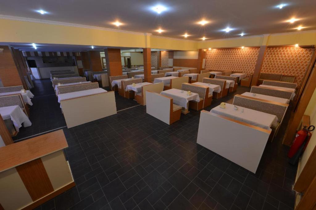 Aparthotel Florya 2*