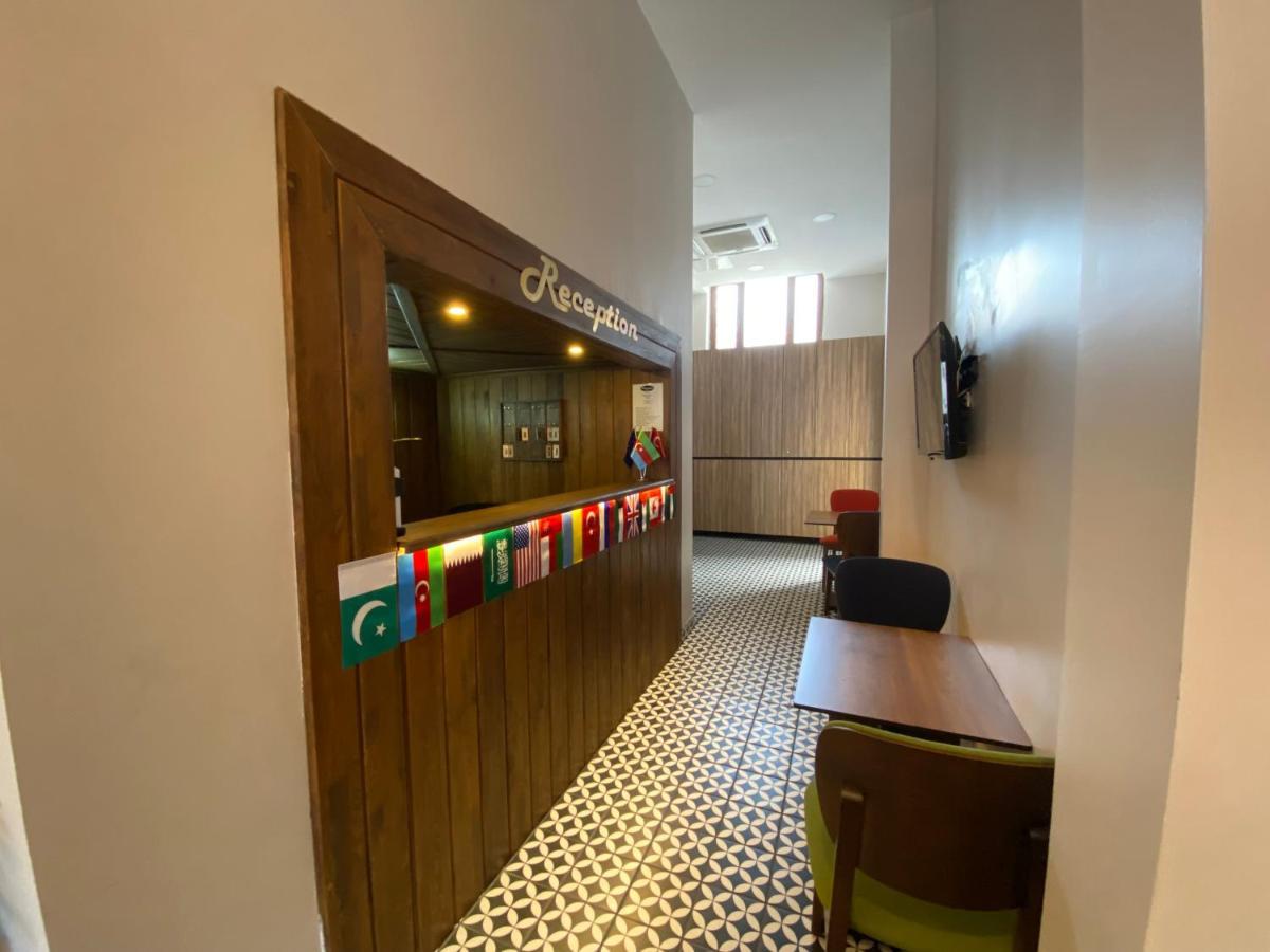 Otel Victorious