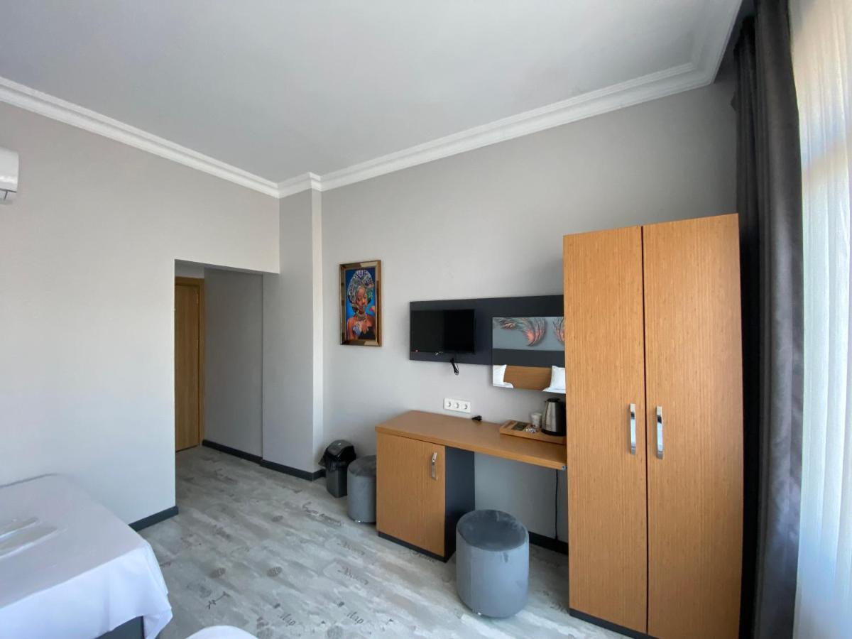 Otel Victorious 2*