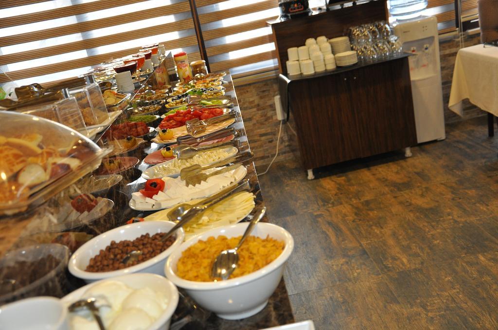 Hotel Golden Rain Old 4*