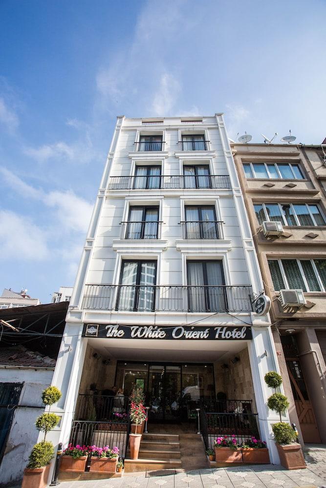 Otel The White Orient 4*