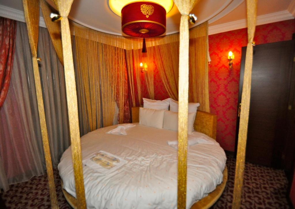 Salinas Hotel Istanbul