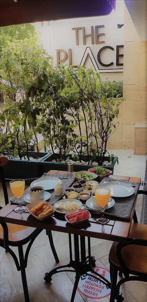 The Place By Cey 5*
