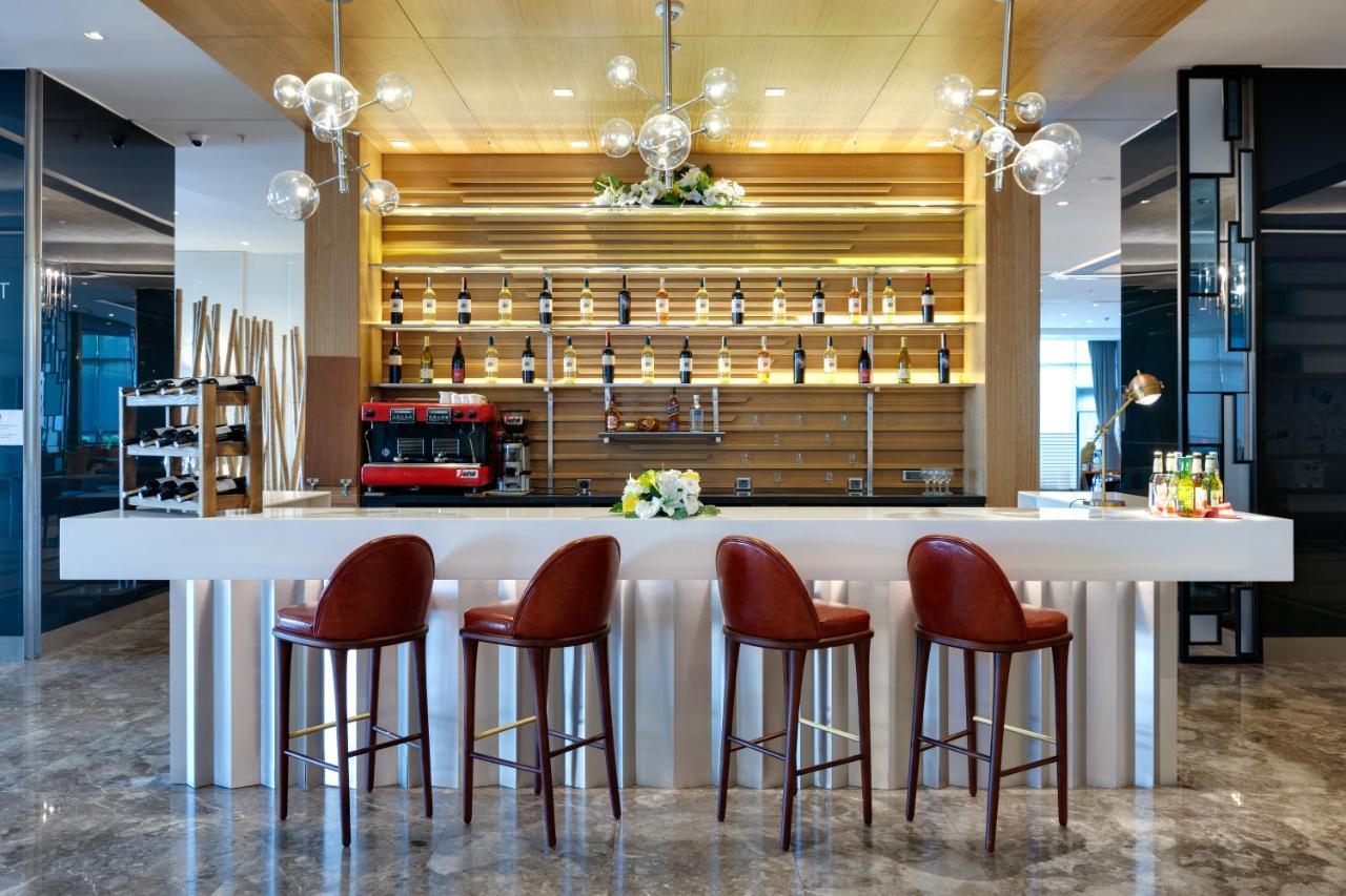 Tryp By Wyndham Basin Ekspres Hotel 5*