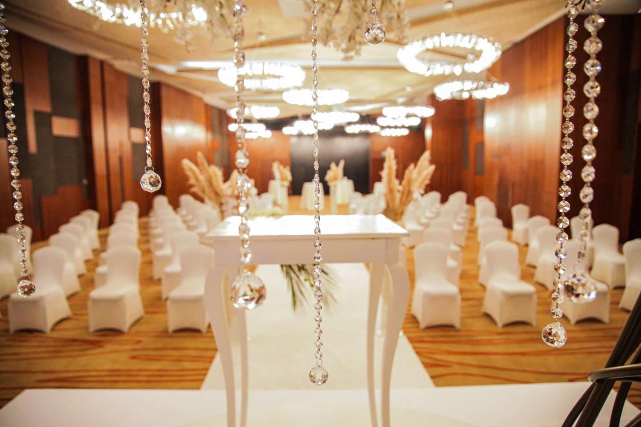 Radisson Blu 5* Istanbul
