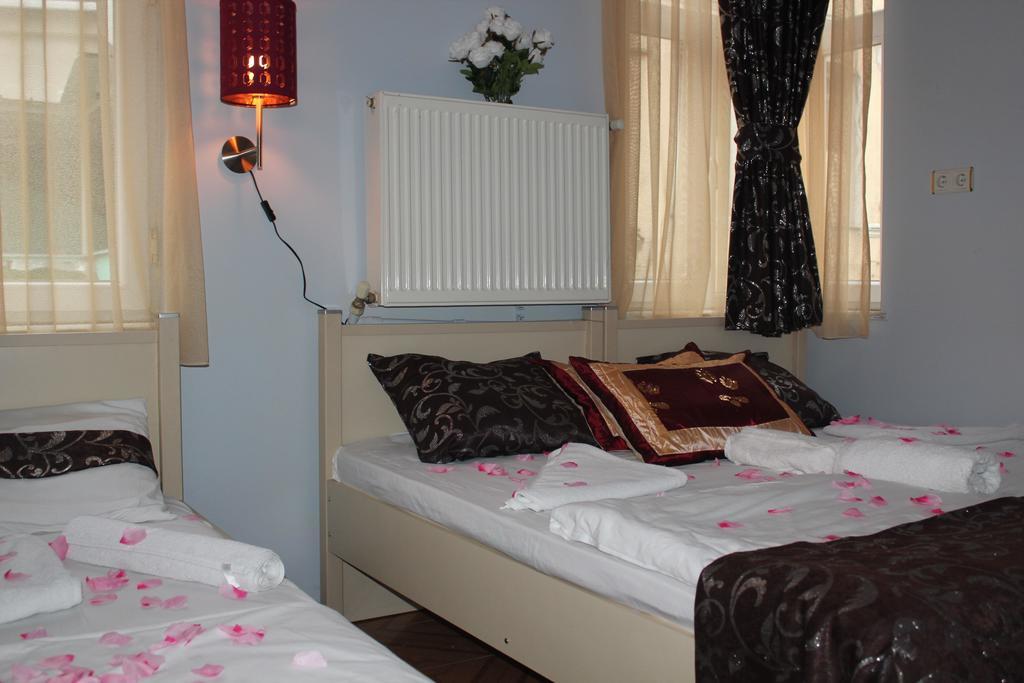 Kaya Hotel 3*