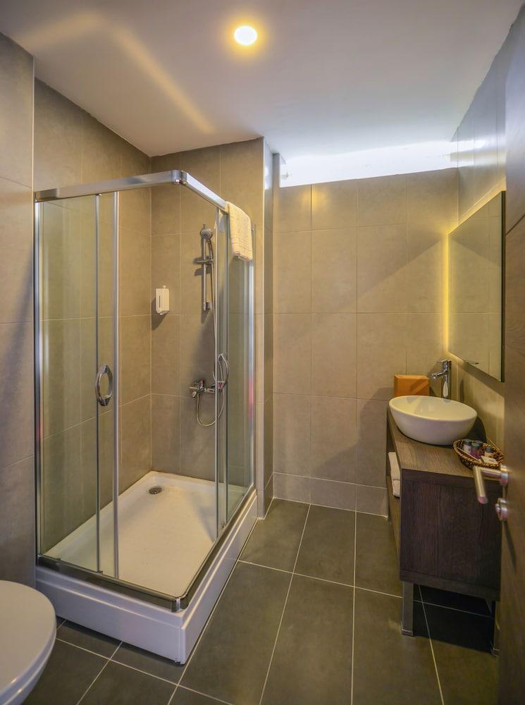 A11 Atasehir Hotel