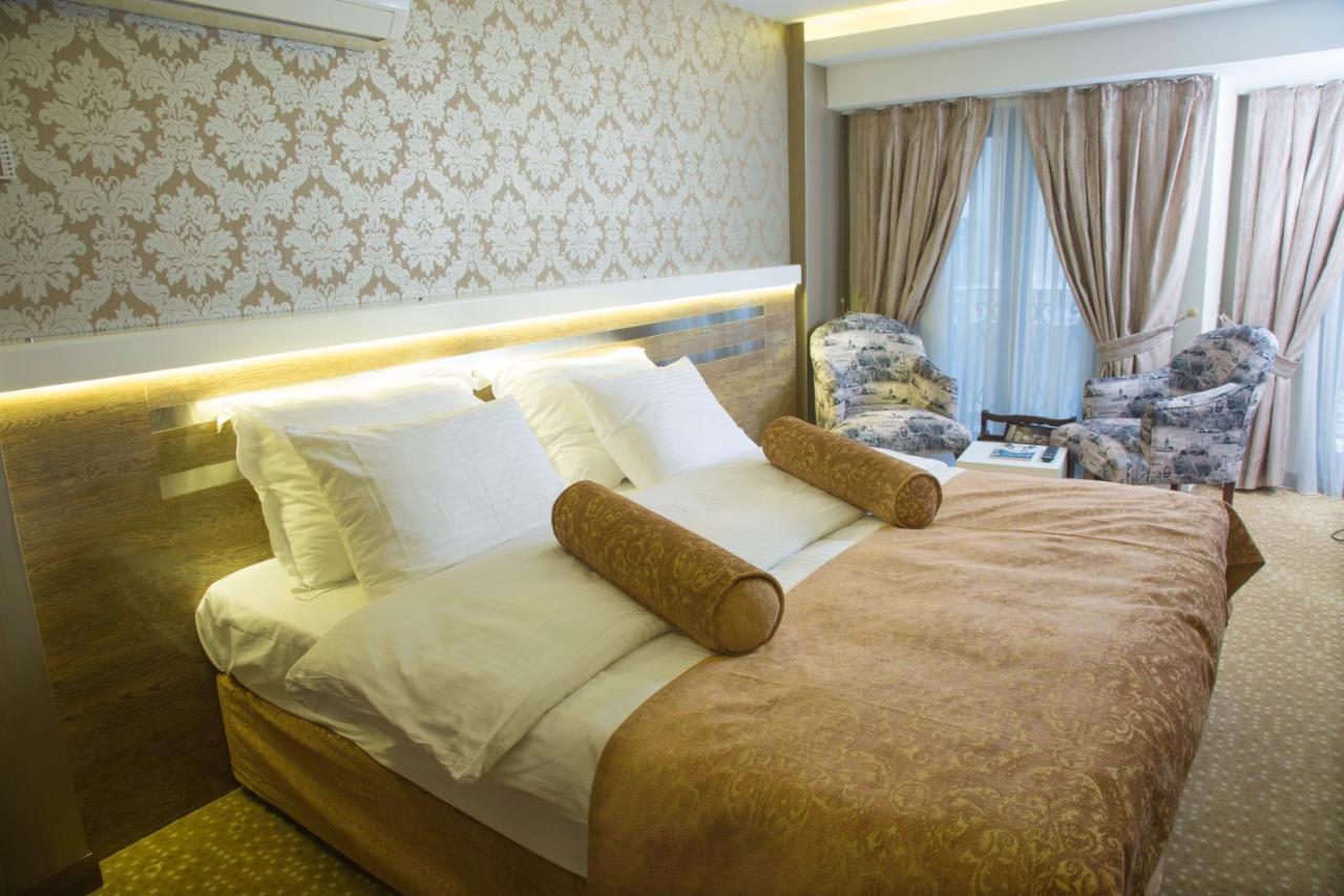 Golden Rain Old Hotel 4*