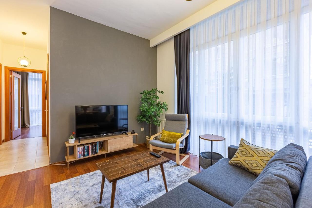 2 Bedroom Apartment In Umraniye Apartment