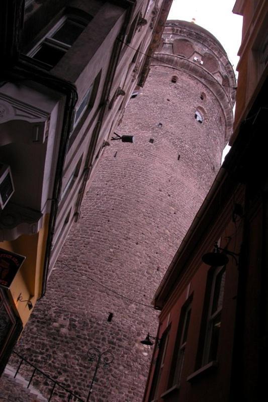 Historical 135 Sqm Near Galata Tower Apartment