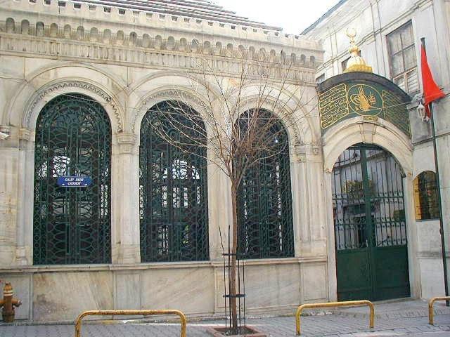 Historical 135 Sqm Near Galata Tower * Istanbul