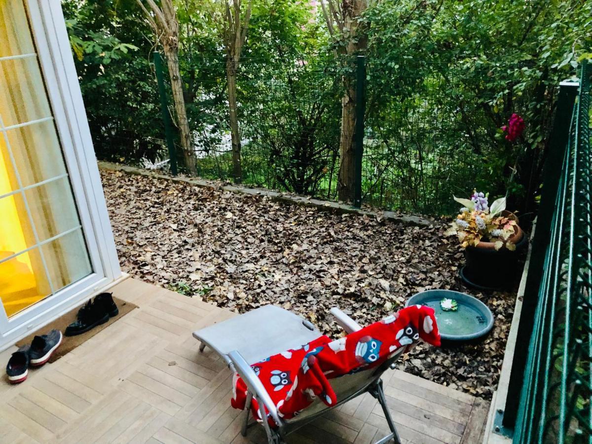 Lovely Escape House In A Frame With Garden Apartment Istanbul