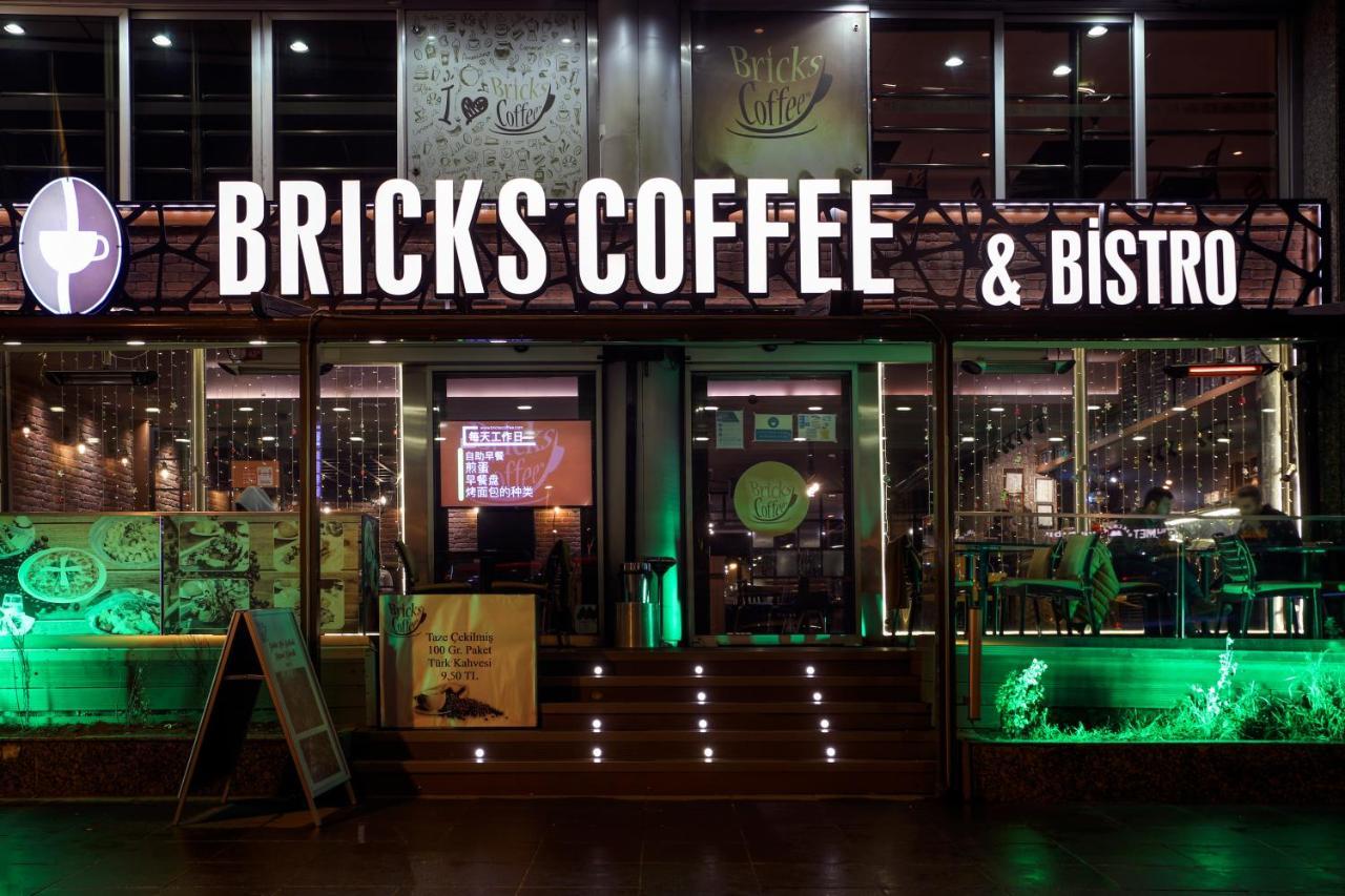 Hotel Bricks