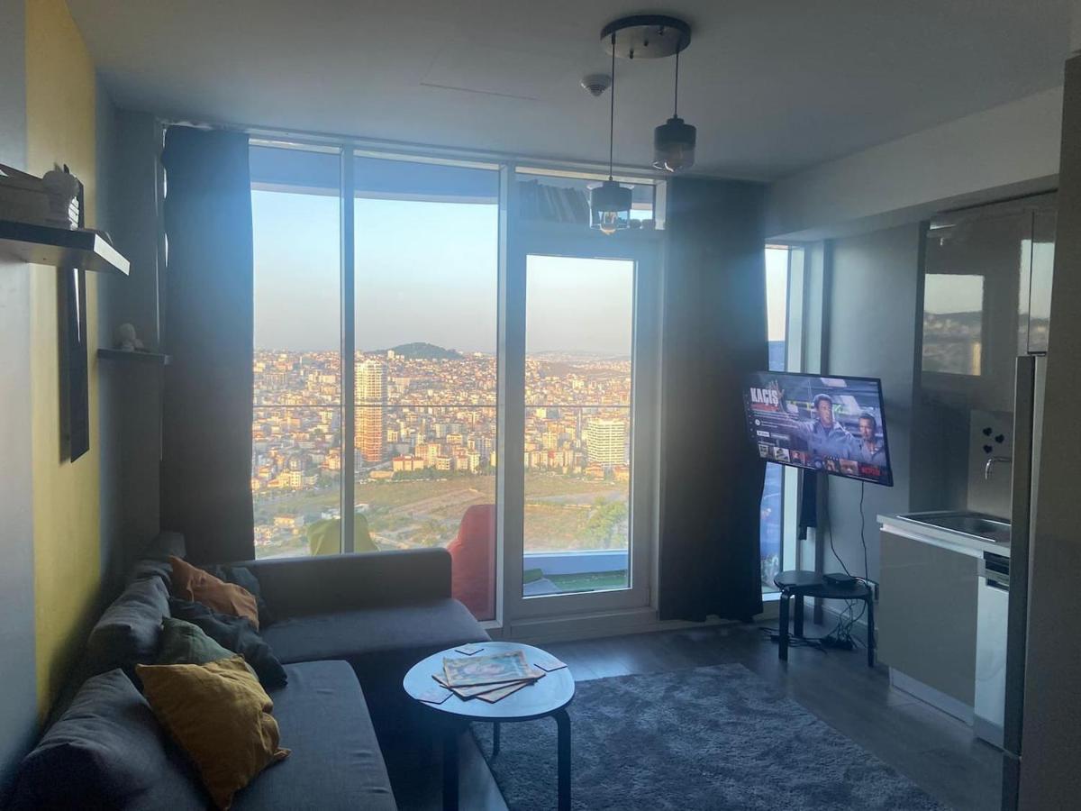 Luxury Sea Views Close The Airport Apartment *
