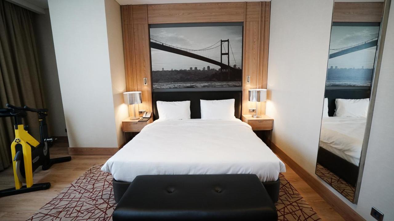Hotel Tryp By Wyndham Basin Ekspres