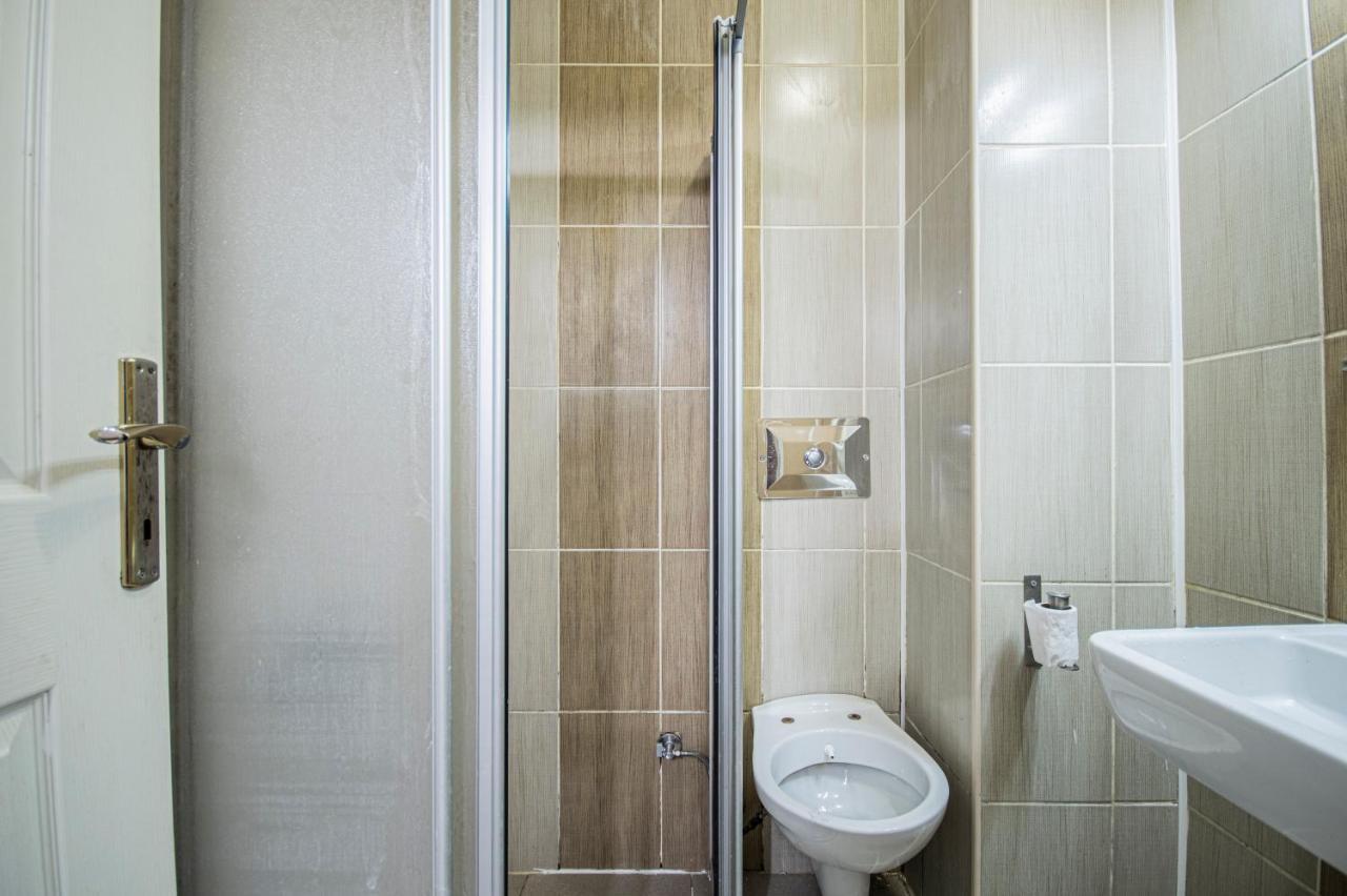 Armar Otel 3*