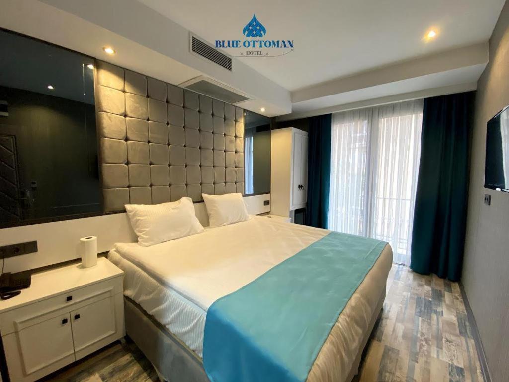 Blue Ottoman Istambul