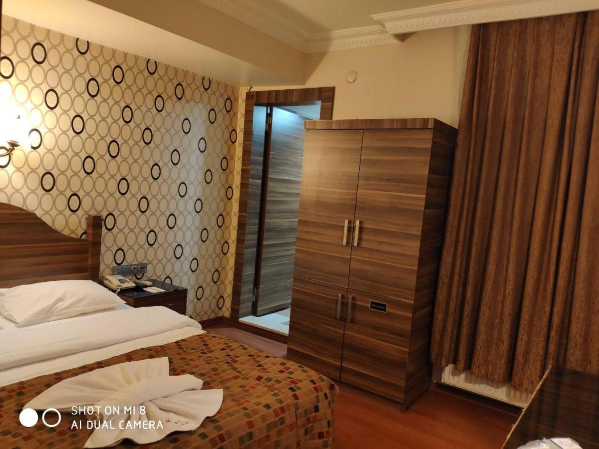 Bazaar Hotel