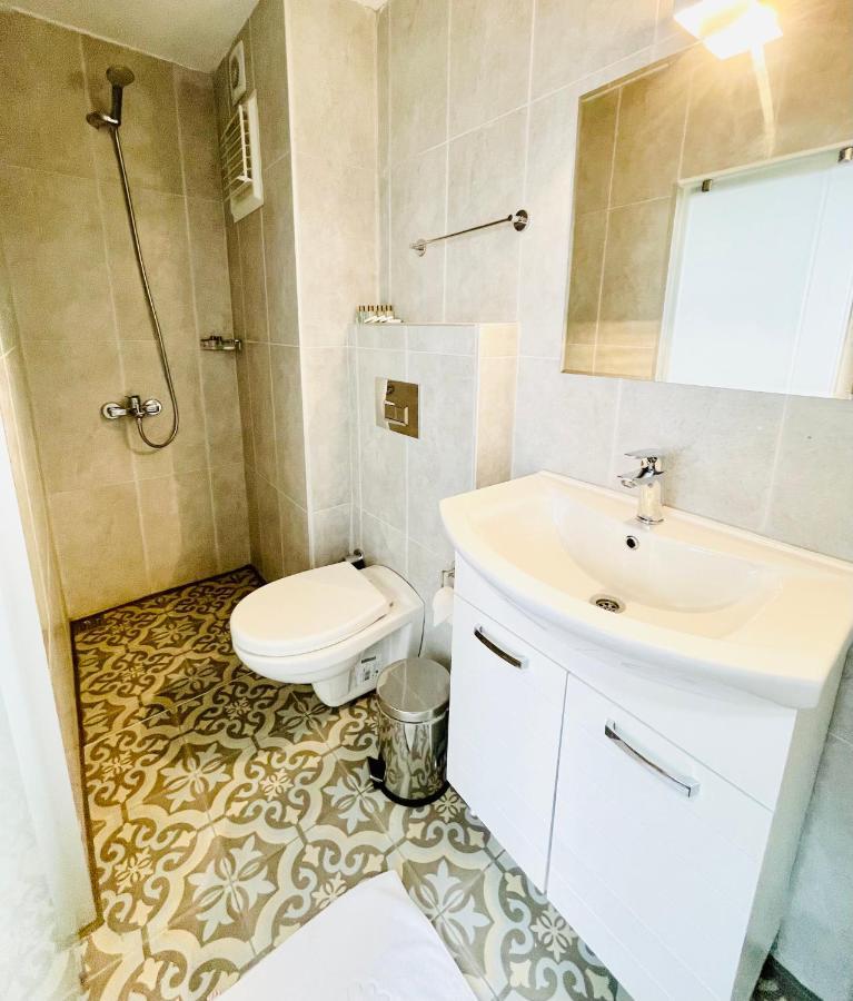 Qonaq & Hotel Istanbul