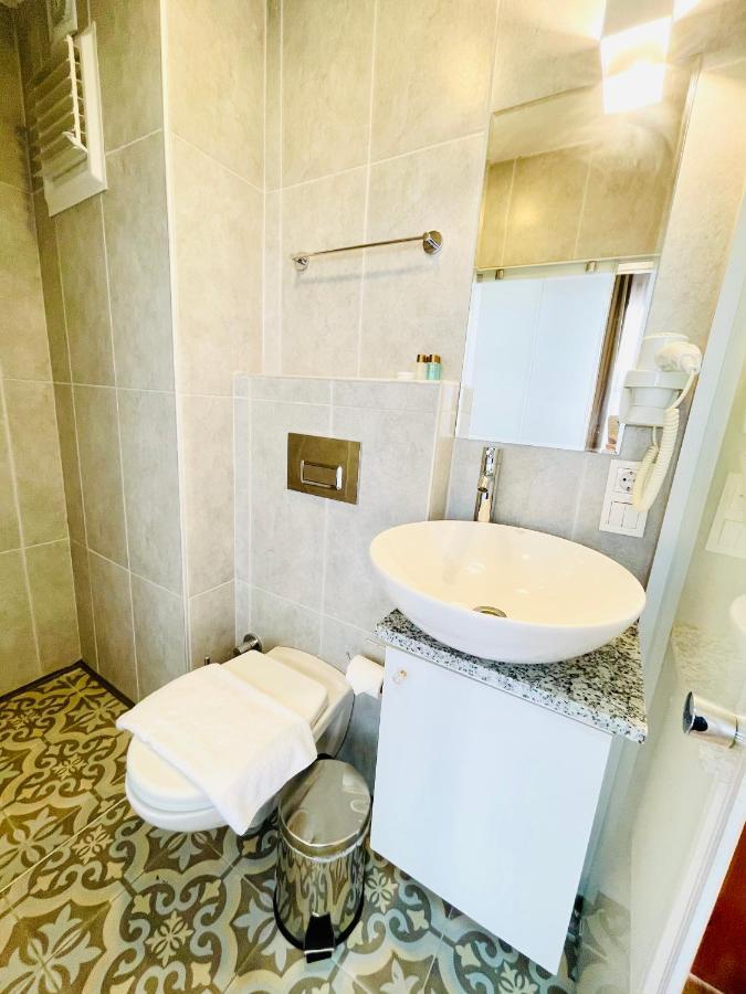 Hotel Qonaq & Istanbul