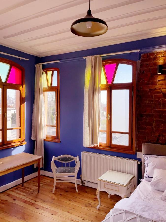Building/5floors/ Garden In Balat