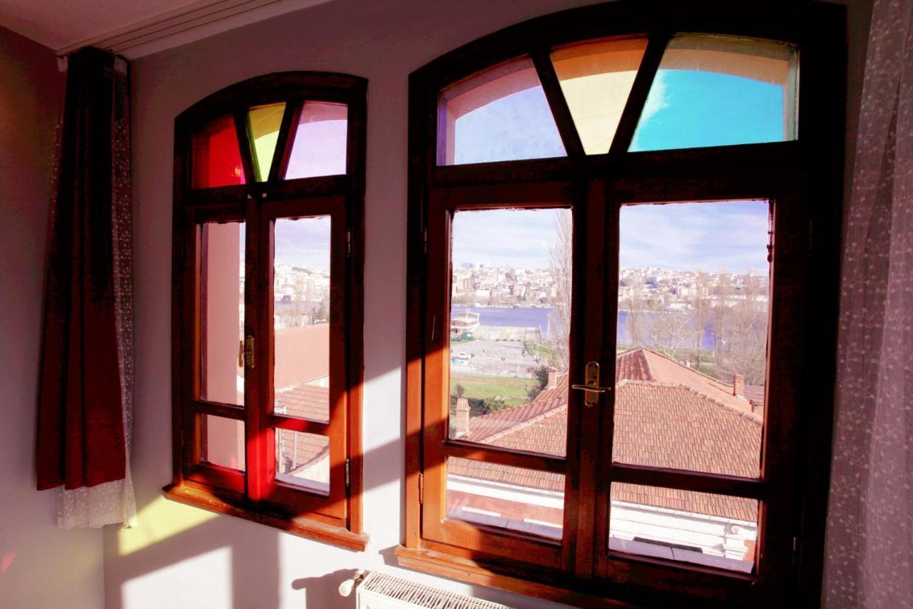 Building/5floors/ Garden In Balat