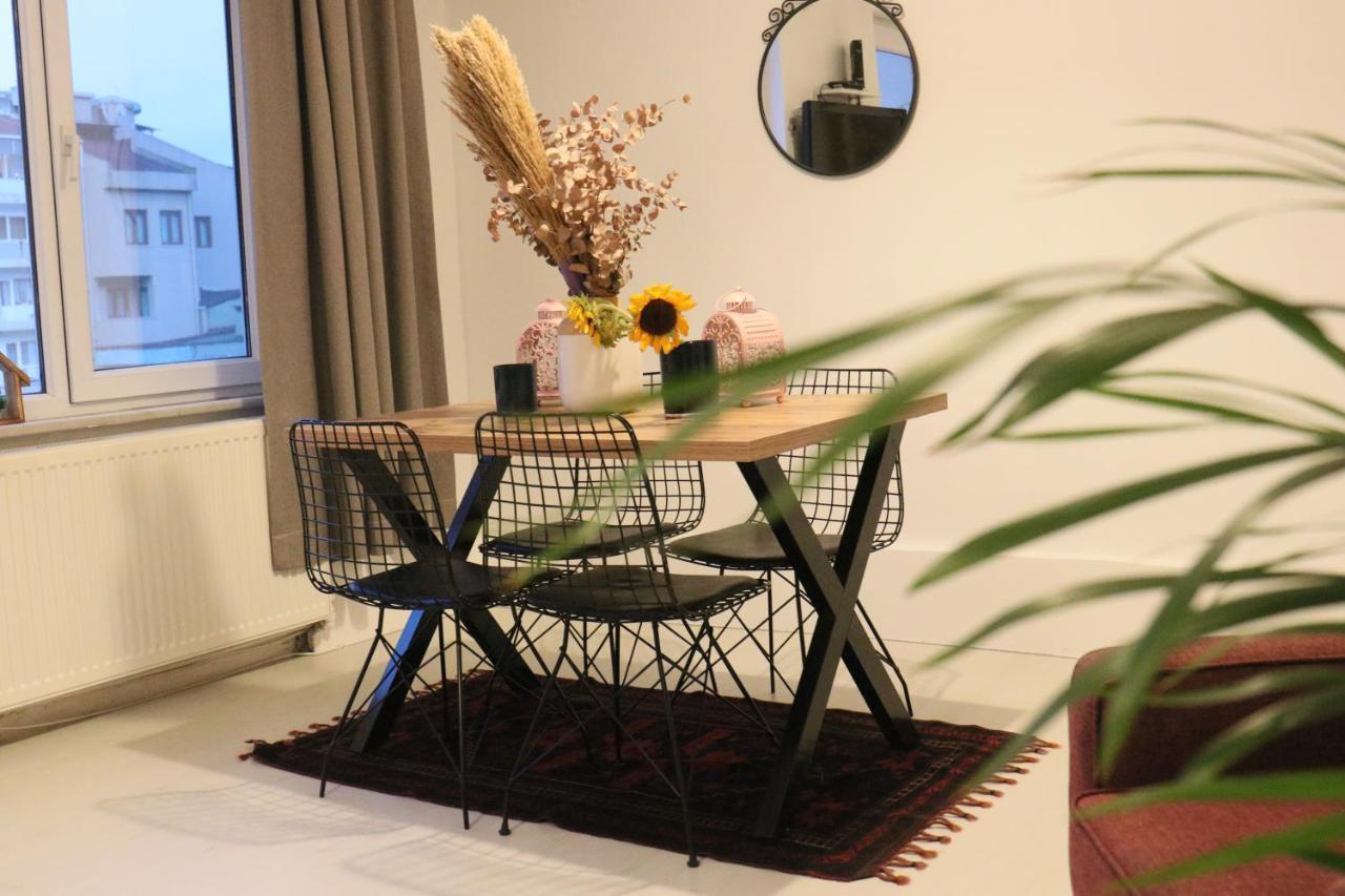 Cute Flat Cihangir Apartment Istanbul