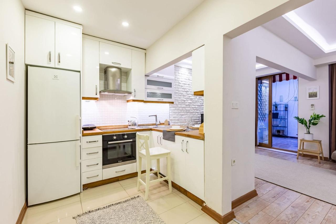 Missafir Exquisite Flat With Backyard And Excellent Location Near Trendy Attractions In Nisantasi, Sisli Istanbul