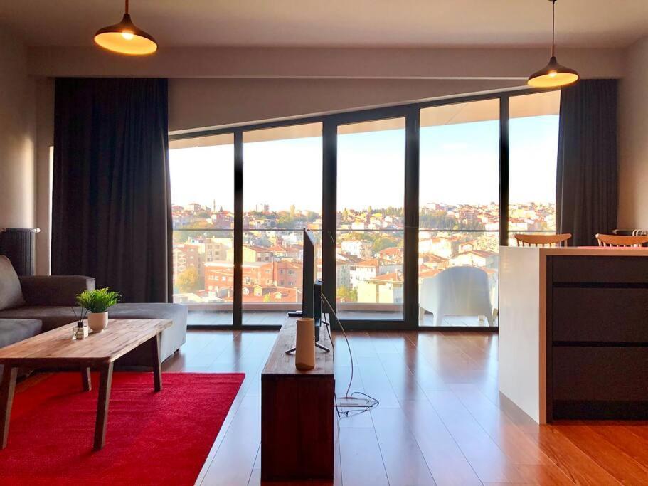 Luxury - Pool, Parking & Gym In Beyoglu Istanbul