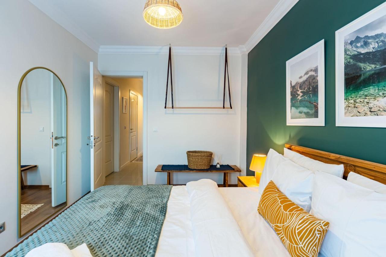 Flat With Excellent Location In Tesvikiye, Sisli Istanbul