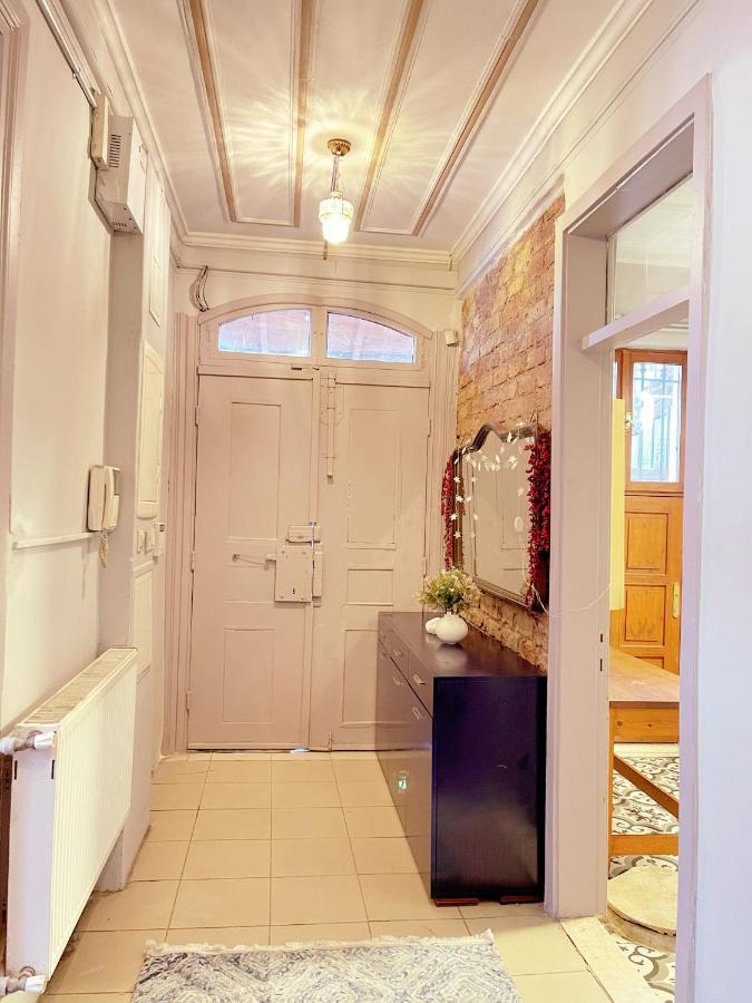 Building/5floors/ Garden In Balat Villa Istanbul