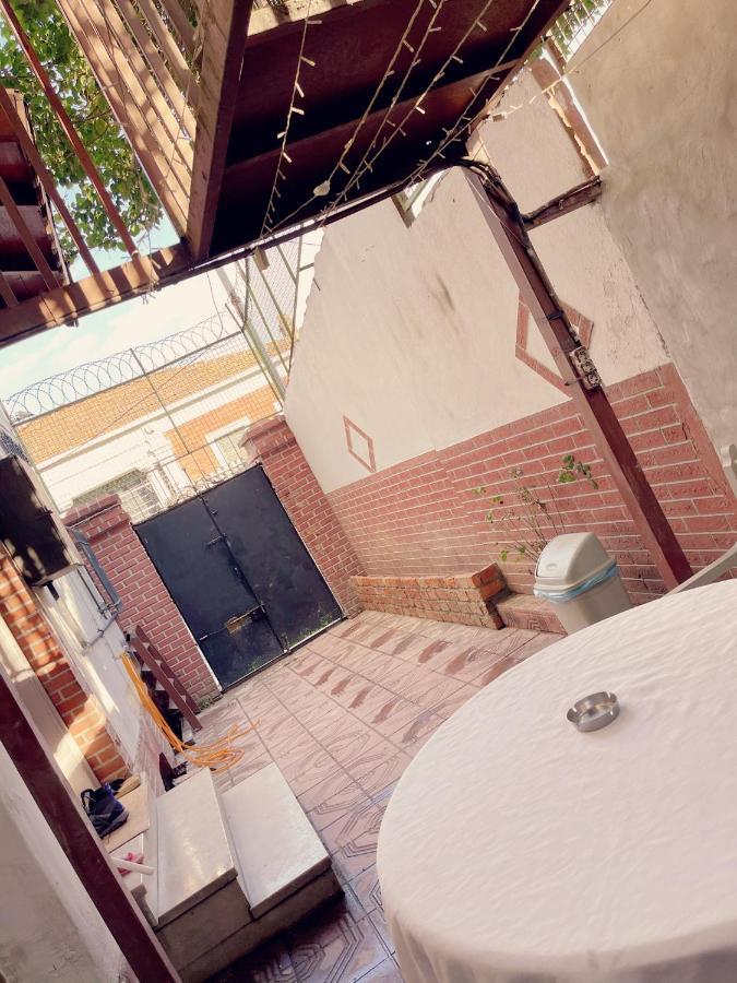 Pousada Building/5floors/ Garden In Balat Istambul