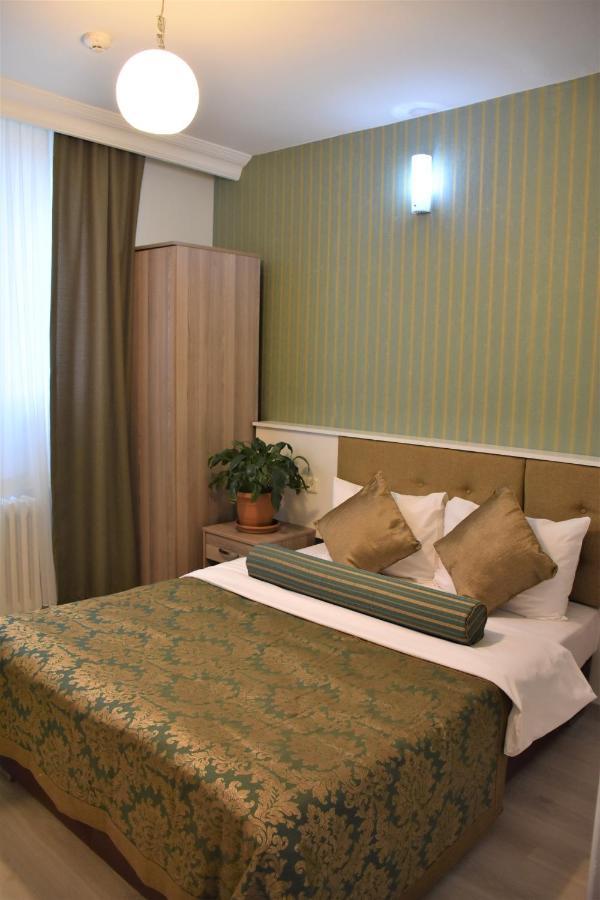Dinar Hotel 2*