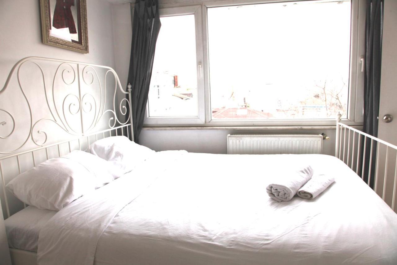 6 Romantic City View Flat With Terrace Daire İstanbul