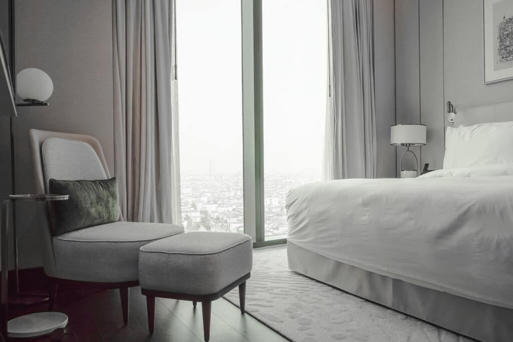 Serviced Luxurious 3+1 In Address Emaar Square * Istanbul