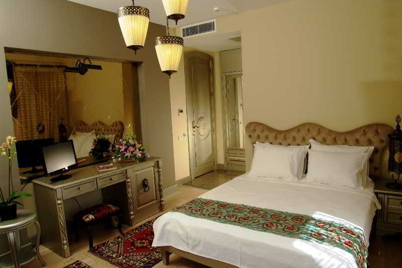 Aybar & 4* Istanbul