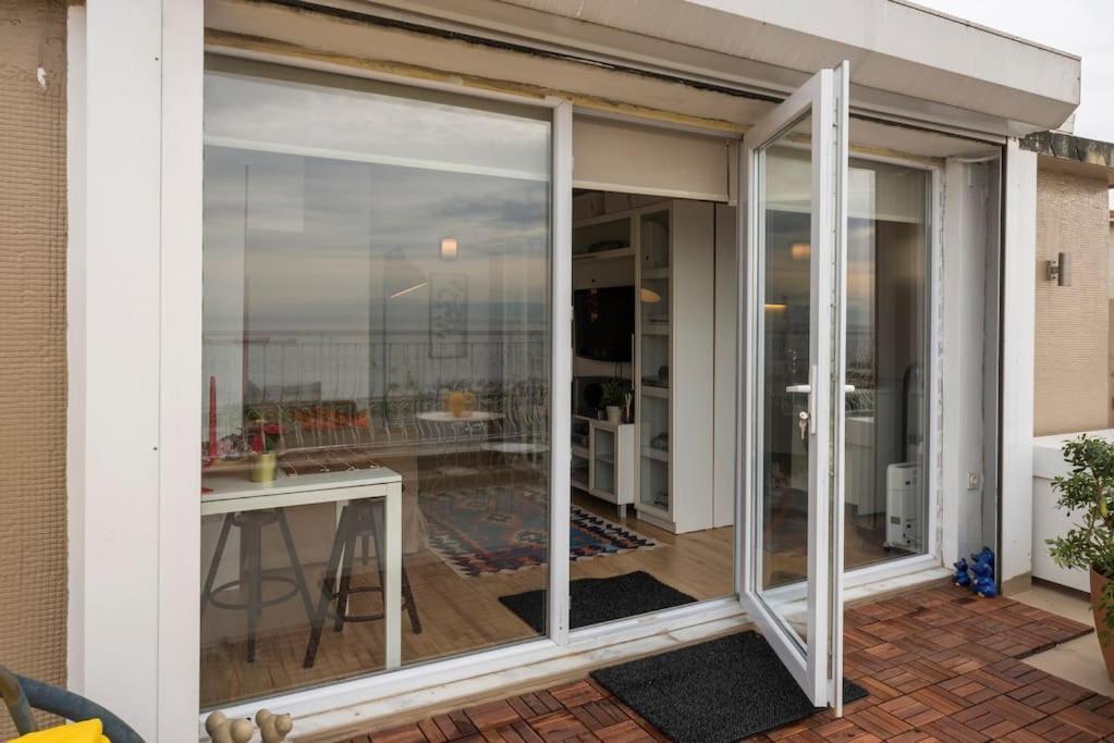 Rooftop Flat With A Great Sea View Terrace Istanbul