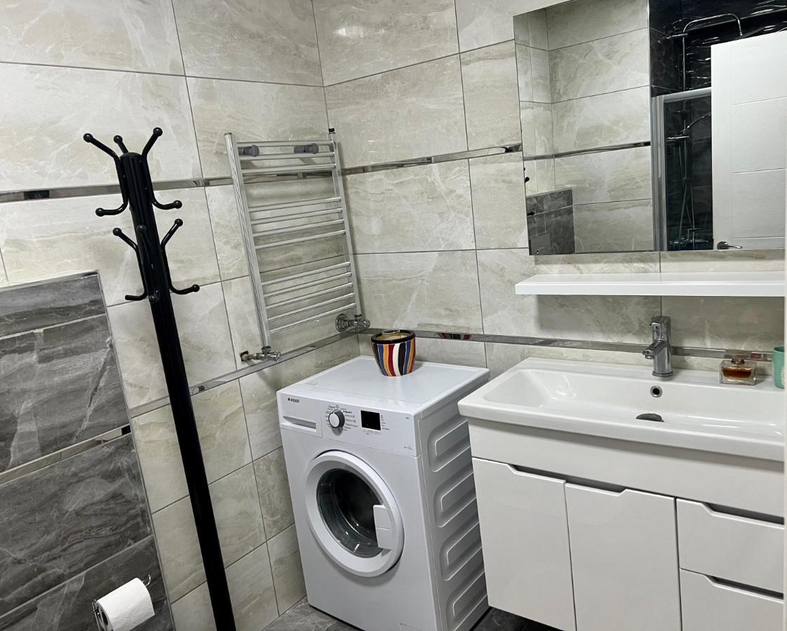 Kozapark Burgaz, Akbati Shopping Malls And Tennis Academy Apartment Istanbul