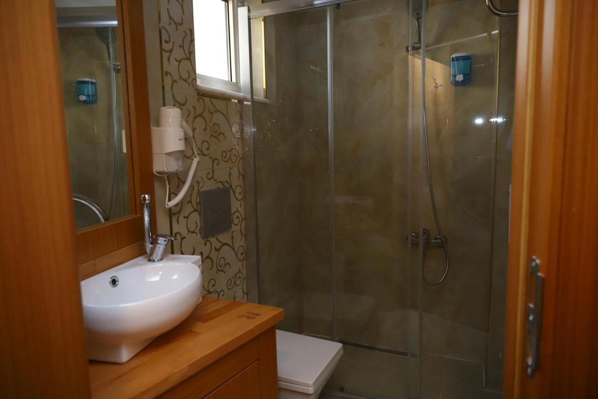 Ruby Royal Hotel 2*