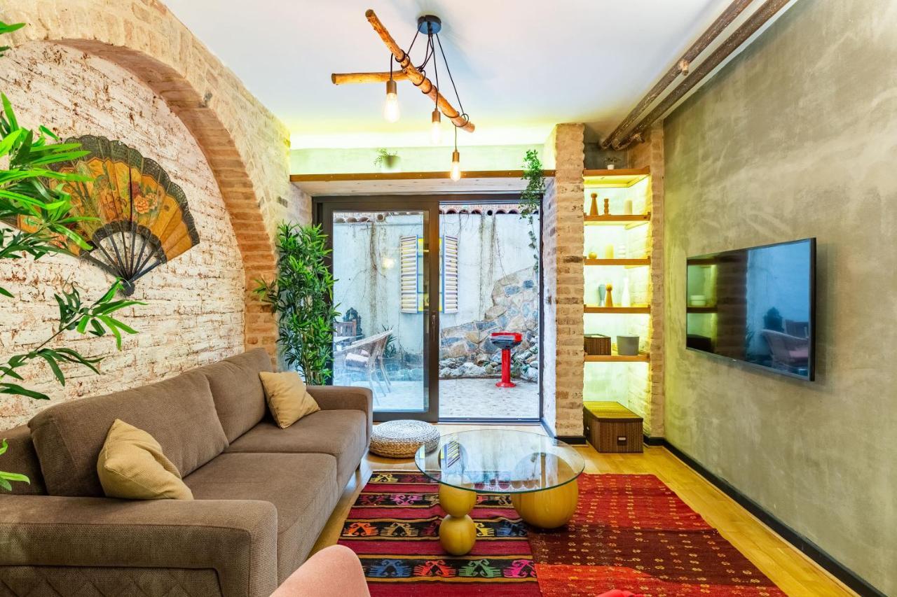 Apartment Missafir Well-designed With Calming Backyard In The Heart Of Nisantasi, Sisli *