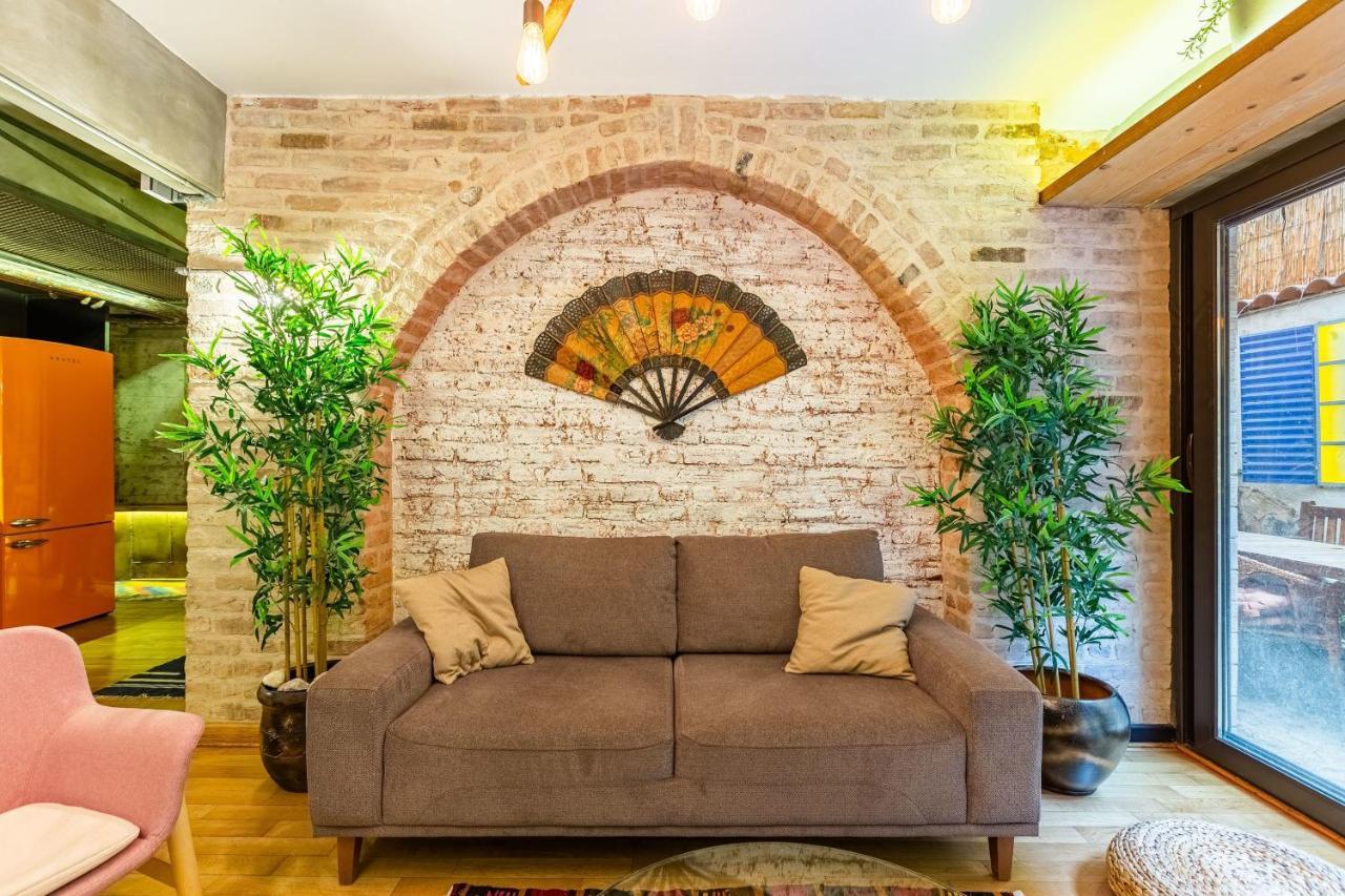 Missafir Well-designed With Calming Backyard In The Heart Of Nisantasi, Sisli Apartment Istanbul