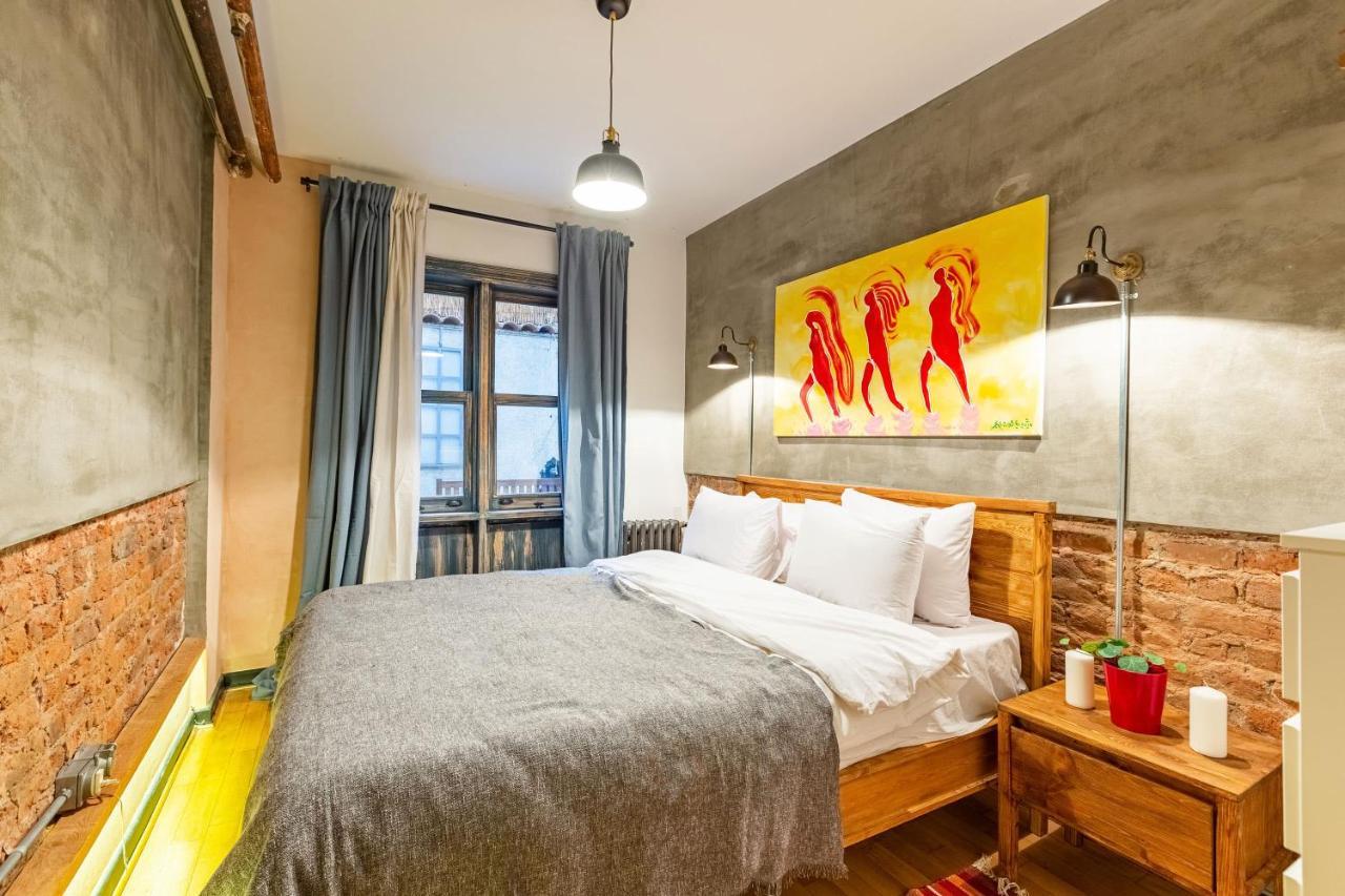 Missafir Well-designed With Calming Backyard In The Heart Of Nisantasi, Sisli Apartment *