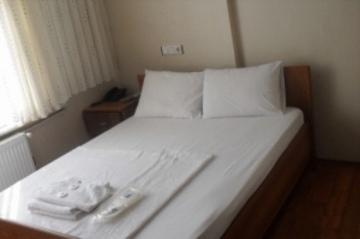 Paradise Hotel 3*