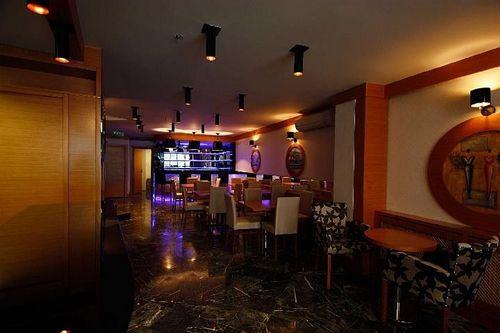 La Piano Hotel 2*