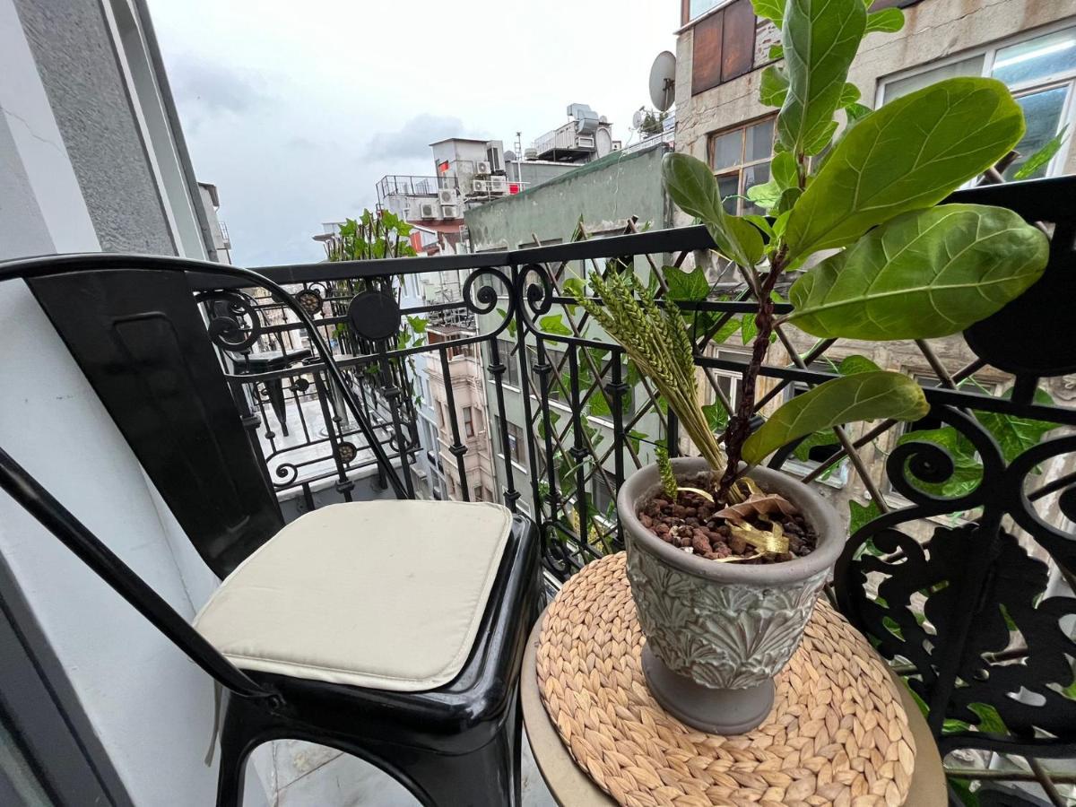 Royal Galata Hotel