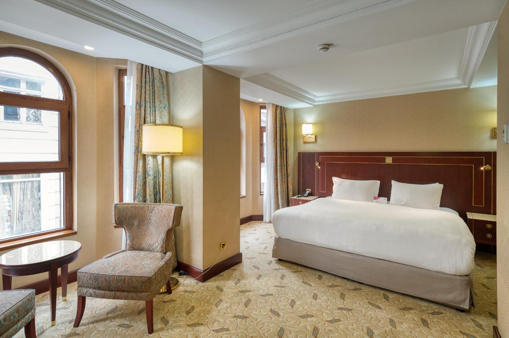 Crowne Plaza - Old By Ihg Hotel 5*